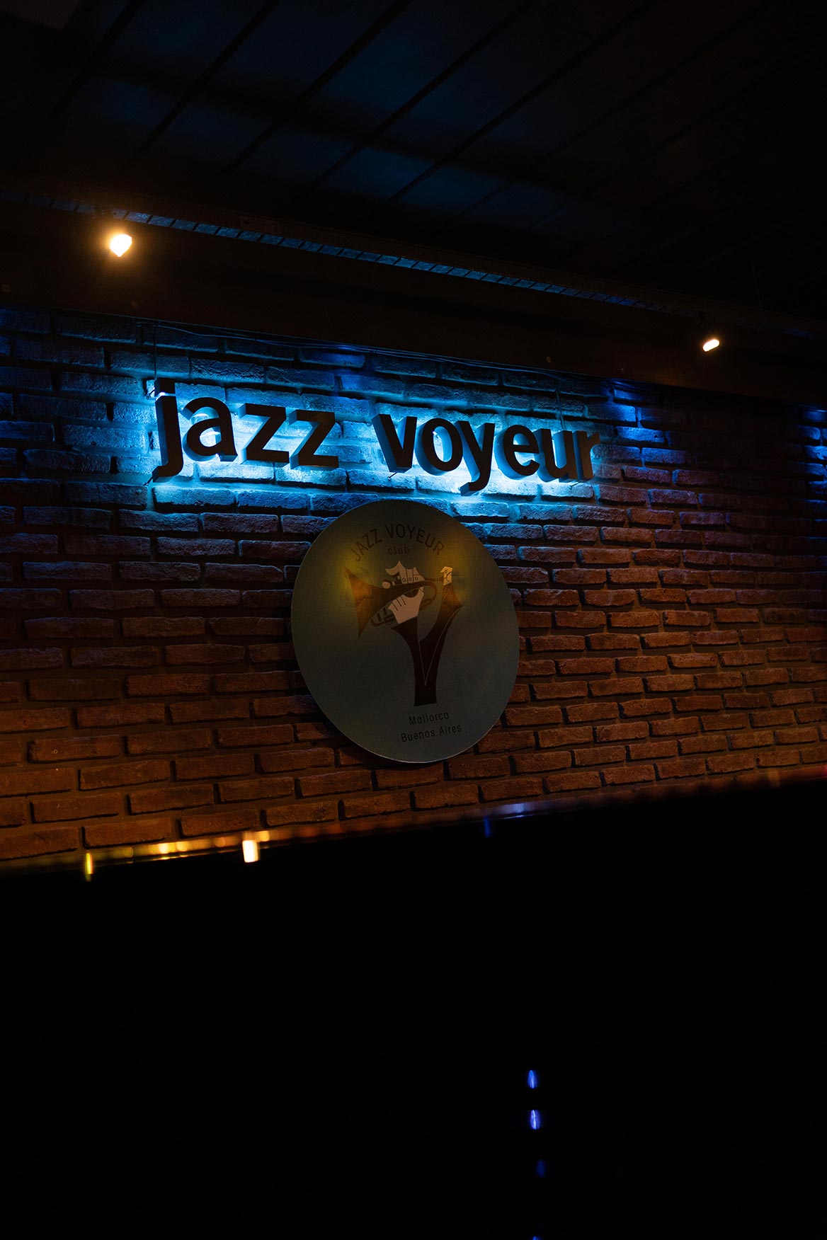 Jazz Voyeur Club — sala íntima en el subsuelo del Meliá Recoleta Plaza
